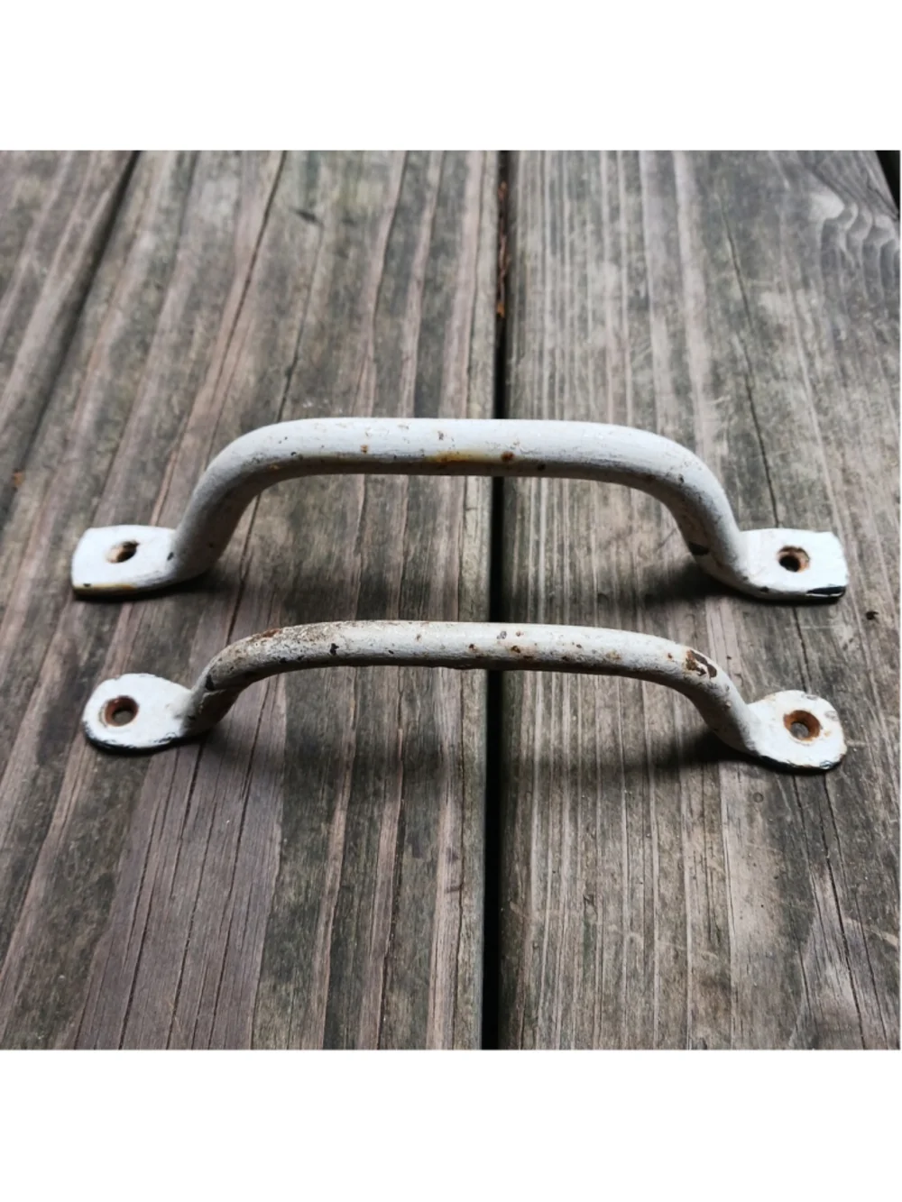 Pair Of 2 VTG Cast Iron Large Drawer Handles Farmhouse Chippy Paint 8